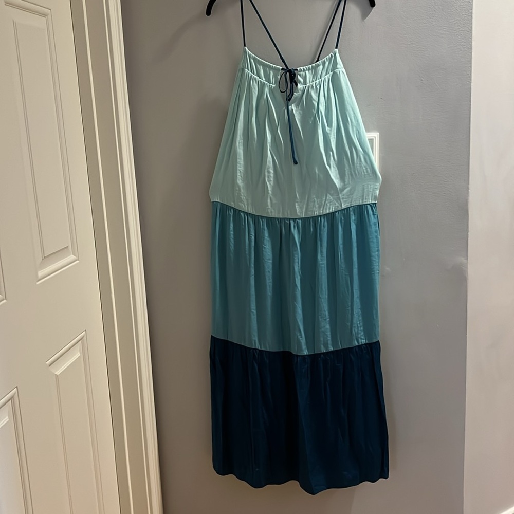 NWT Ann Taylor Loft Beach spaghetti strap dress size large.